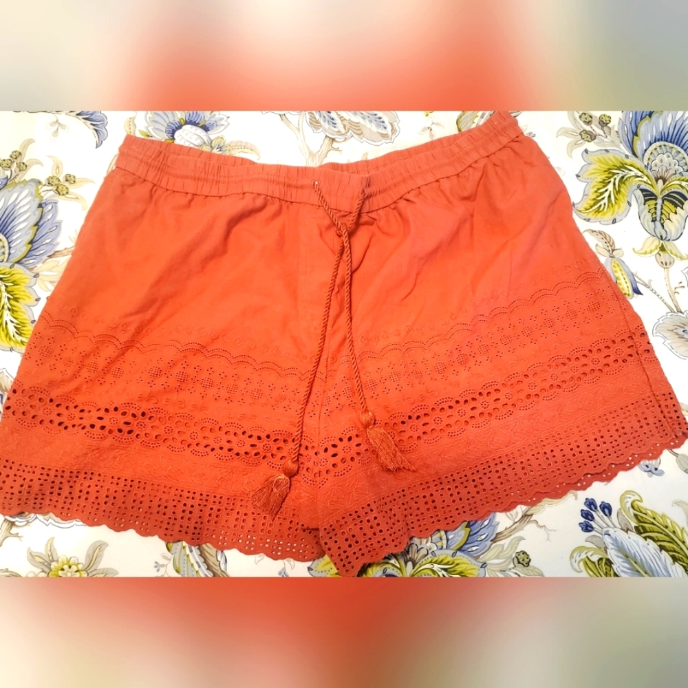 Faded Glory Eyelet Lace Trim Shorts